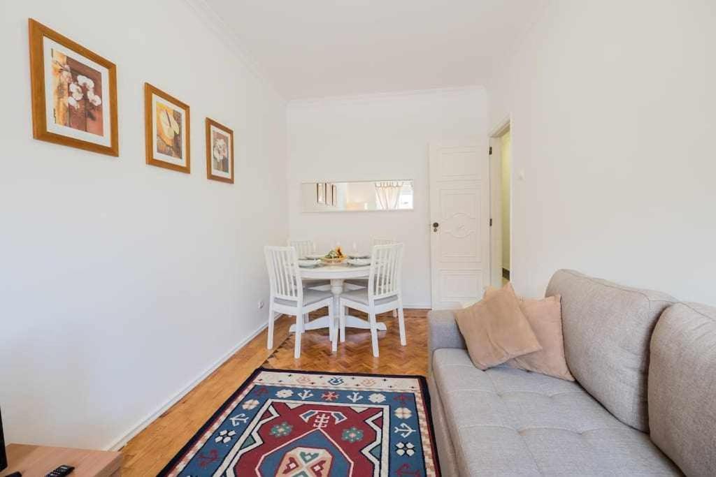 Apart Lisboa Confortavel 2 Quartos Com Terraco Odivelas  Ngoại thất bức ảnh